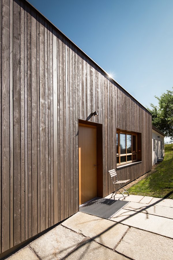 Erweiterung mit modernem Holzbaukörper