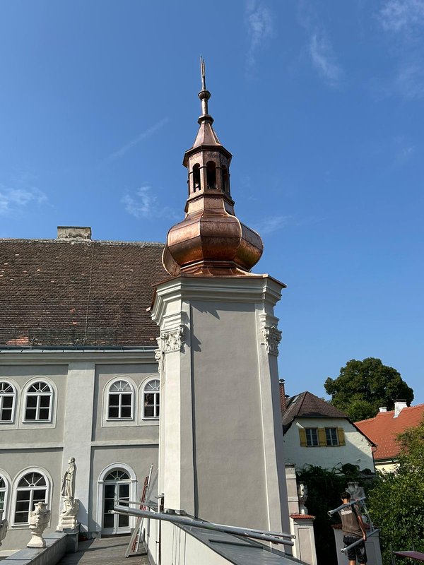 Glockenturm saniert